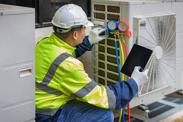 Professional Hvac Maintenance technician working in Huston, ID